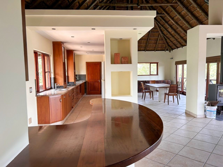 4 Bedroom Property for Sale in Boschenvaal River Front Lodges Free State